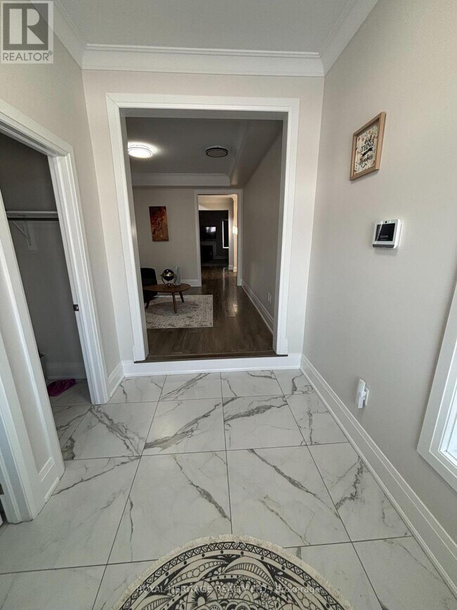 Building Photo - 65 Conarty Crois.