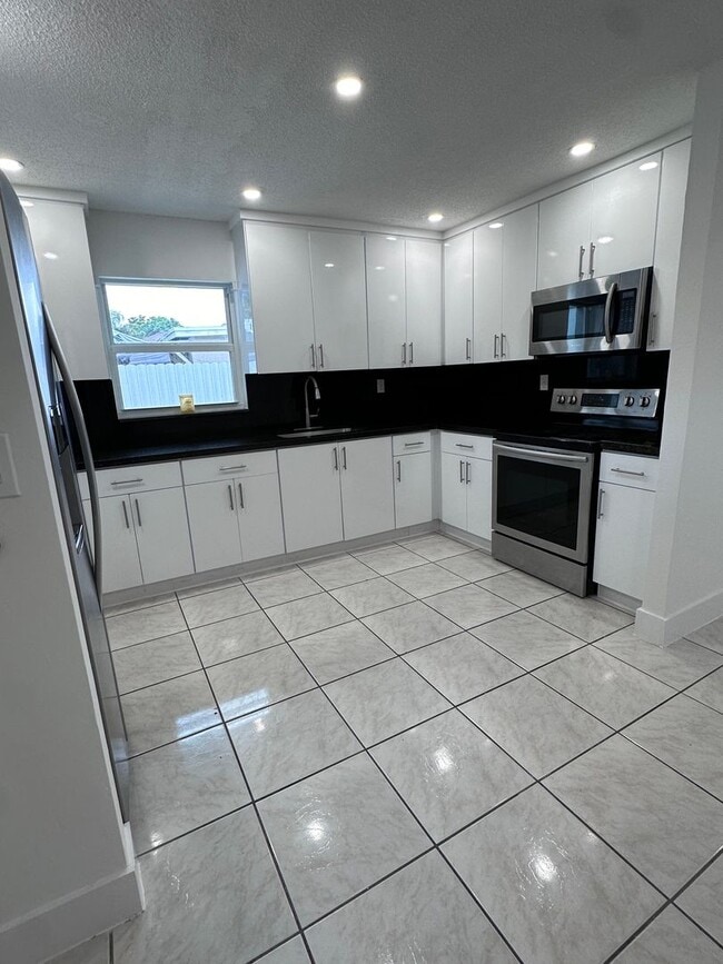 Photo - 1864 NW 27th St Apartment