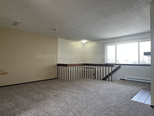 Foto del edificio - 328 Mt View Ln