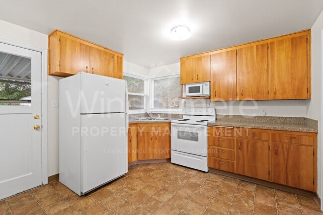 Foto del edificio - Super Cute 2 Bedroom Home In Northwest Spokane