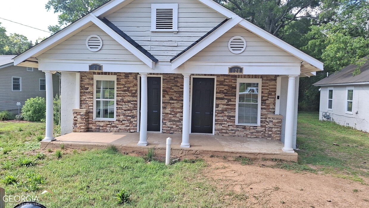 128 Irwin St, Cedartown, GA 30125 Townhome Rentals in Cedartown GA