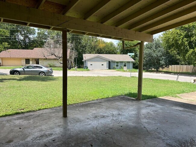 Building Photo - 6505 Arnold Dr