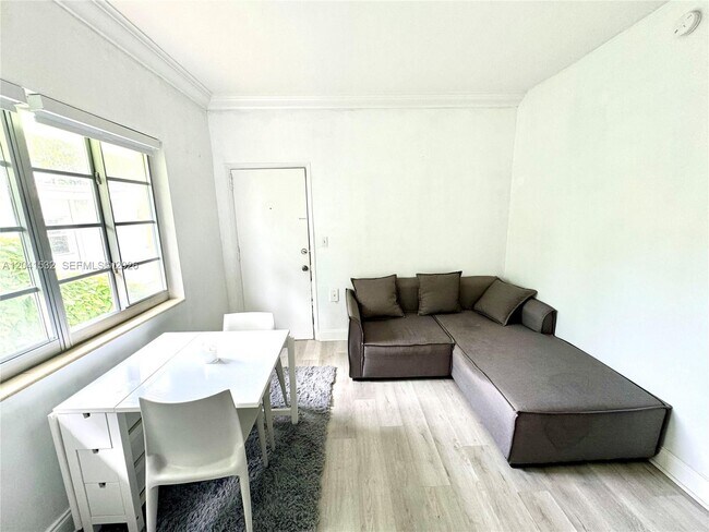 Foto del edificio - 1341 Meridian Ave