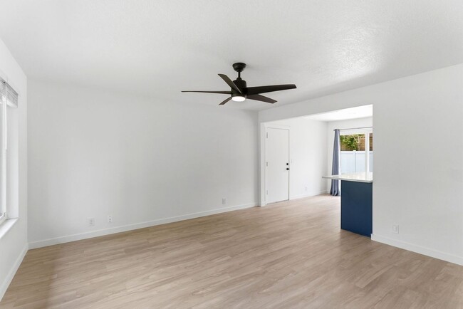 Building Photo - 3883 S 2000 E