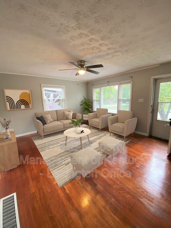 Building Photo - 3485 King Arthur Dr
