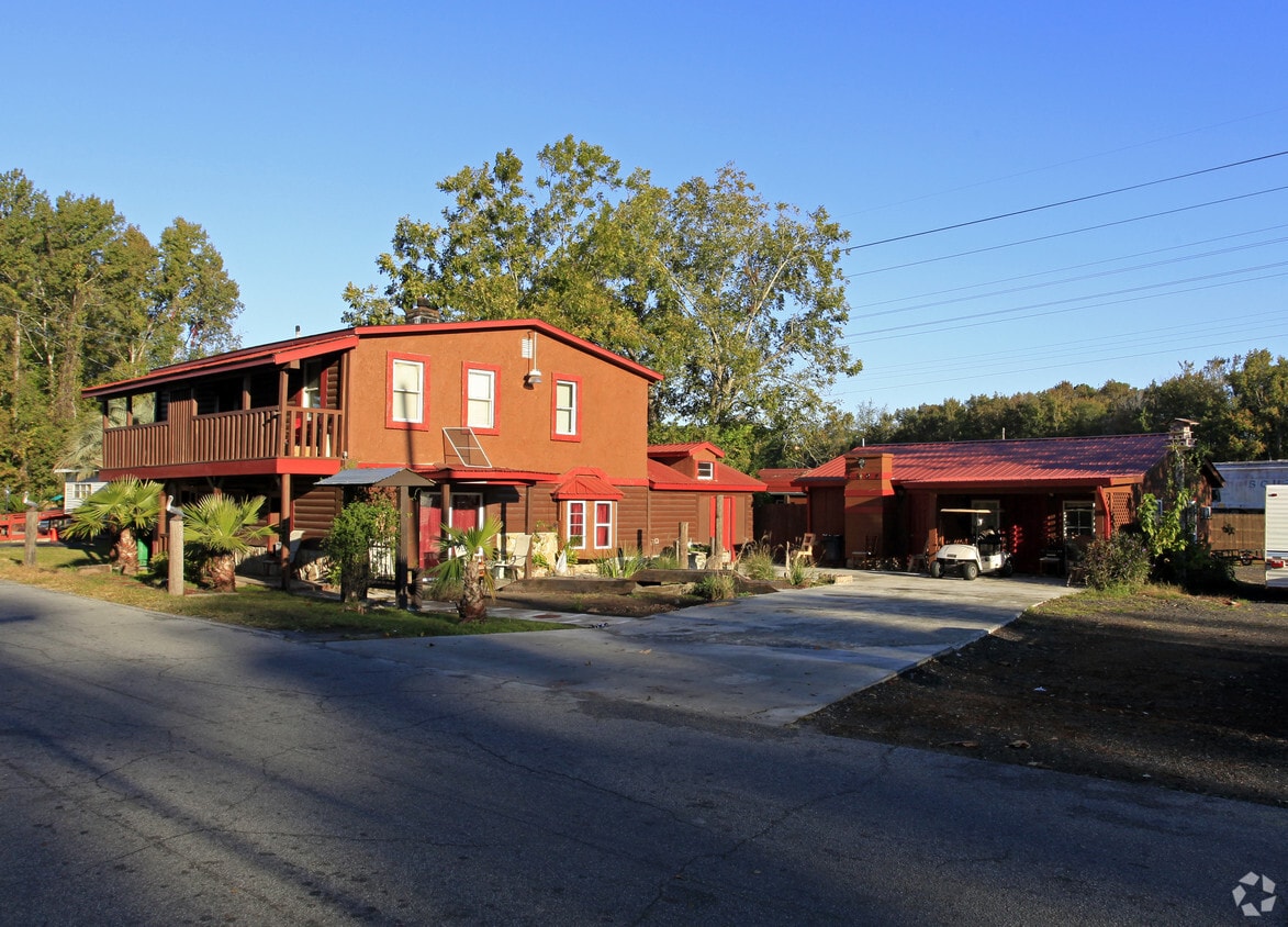 3804 Old Louisville Rd, Savannah, GA 31408 Apartments in Savannah, GA