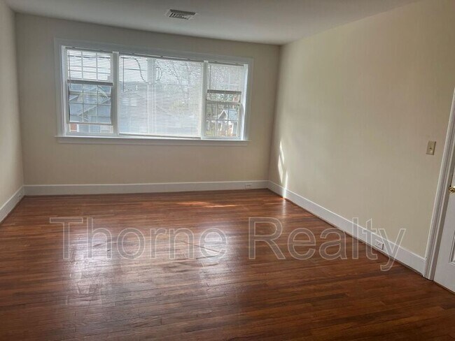 Building Photo - 500 Hammond St