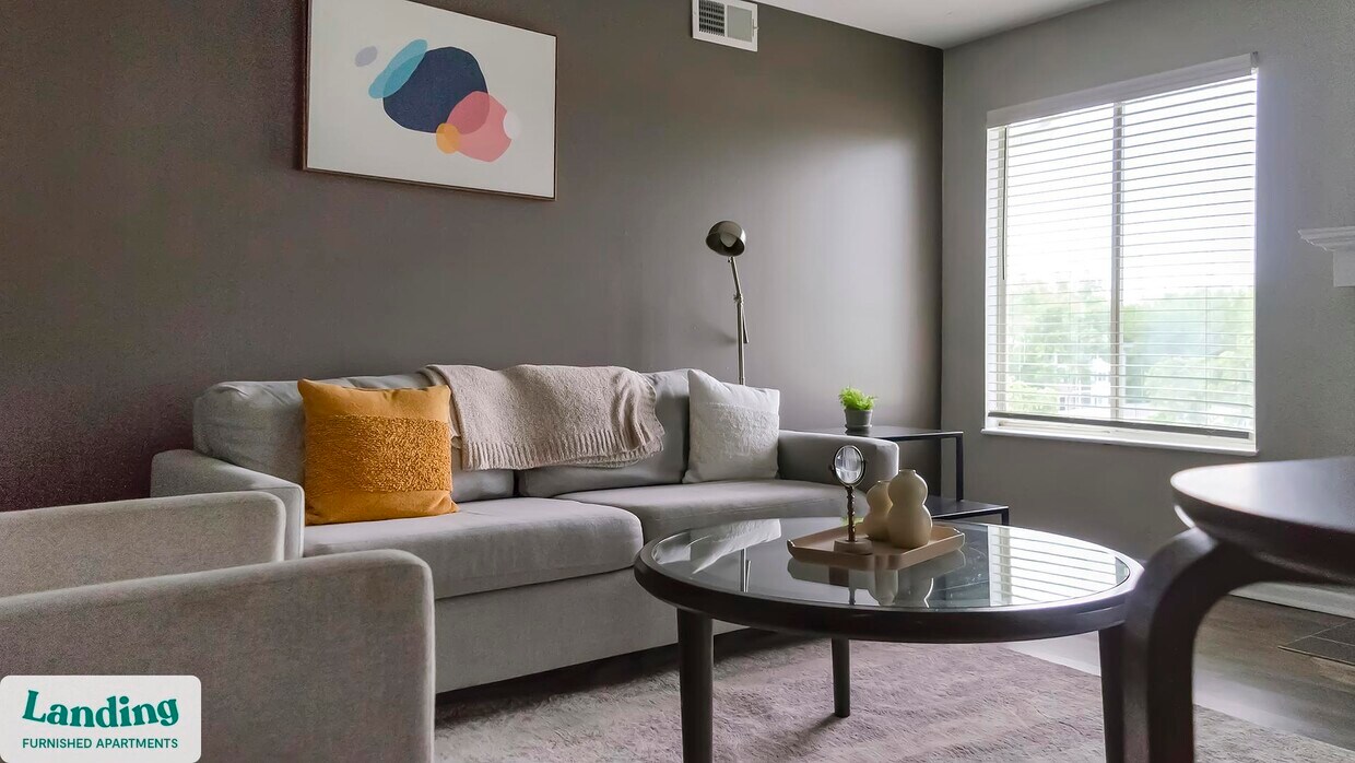 Foto principal - 8850 River Bend Pkwy
