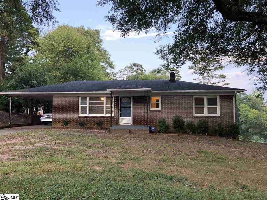 Primary Photo - 438 Old Boiling Springs Rd