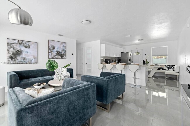Foto del edificio - 3632 SW 17th St