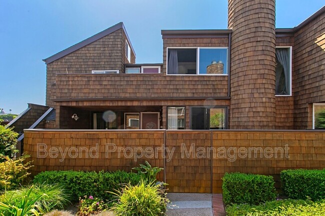Foto del edificio - 325 S Sierra Ave