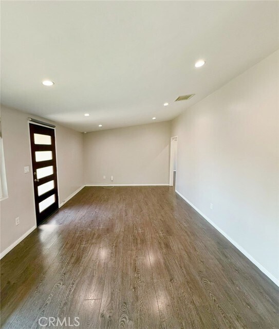 Foto del edificio - 11714 Sproule Ave