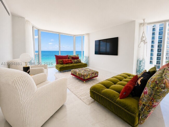 Building Photo - 17555 Collins Ave