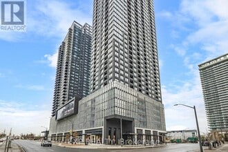 Building Photo - 395 Square One Dr