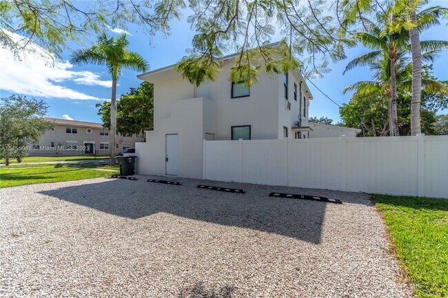 Foto del edificio - 12342 NE 9th Ave