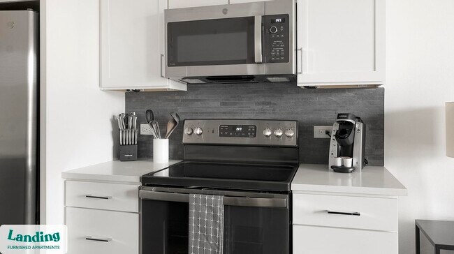Foto del edificio - 5511 Caprock Smt Dr