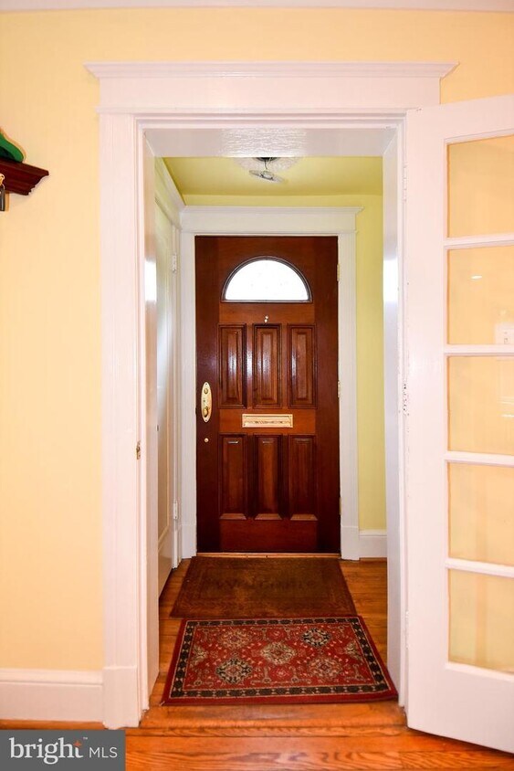 Primary Photo - 4710 Hunt Ave