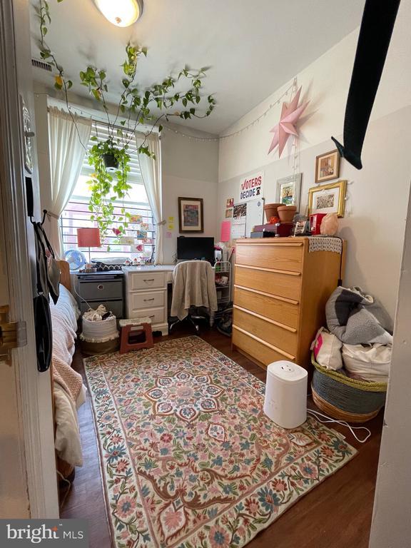 Building Photo - 2024 N Carlisle St