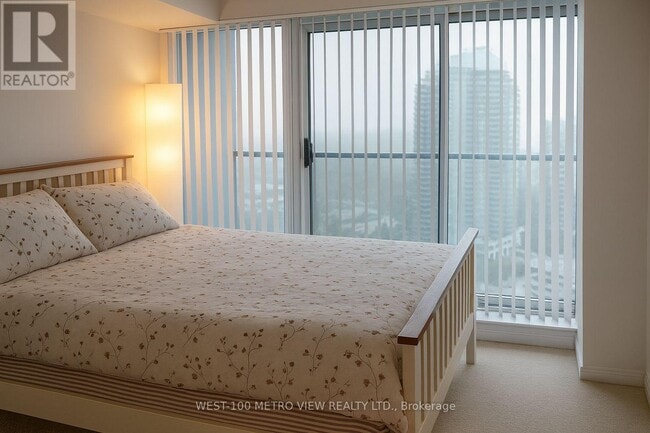 Photo du bâtiment - 5508 Yonge St