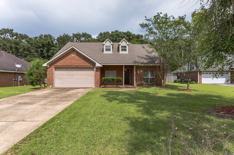 10513 S Side Loop, Fairhope, AL 36532 House for Rent in Fairhope, AL
