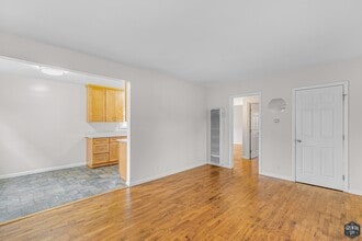 Building Photo - 12021 Louise Ave