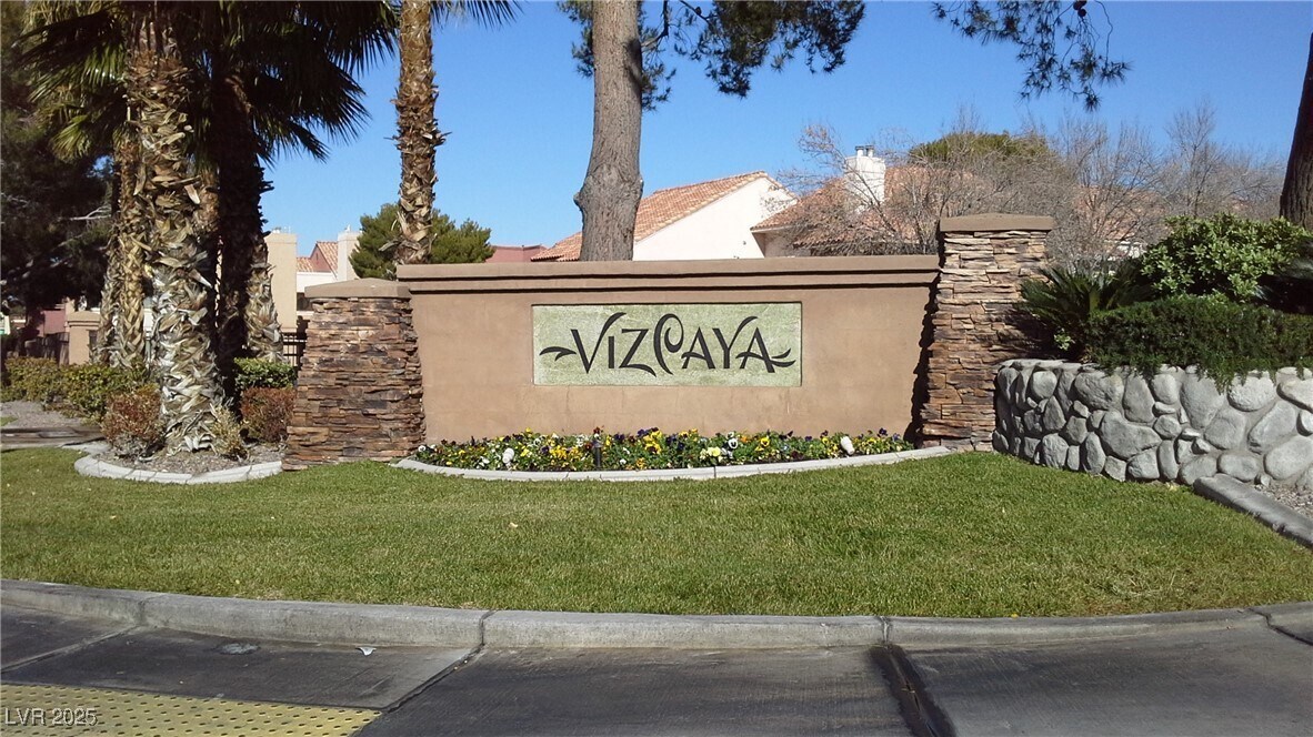 Primary Photo - 5072 S Rainbow Blvd