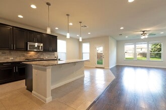 Building Photo - 3504 De Torres Cir