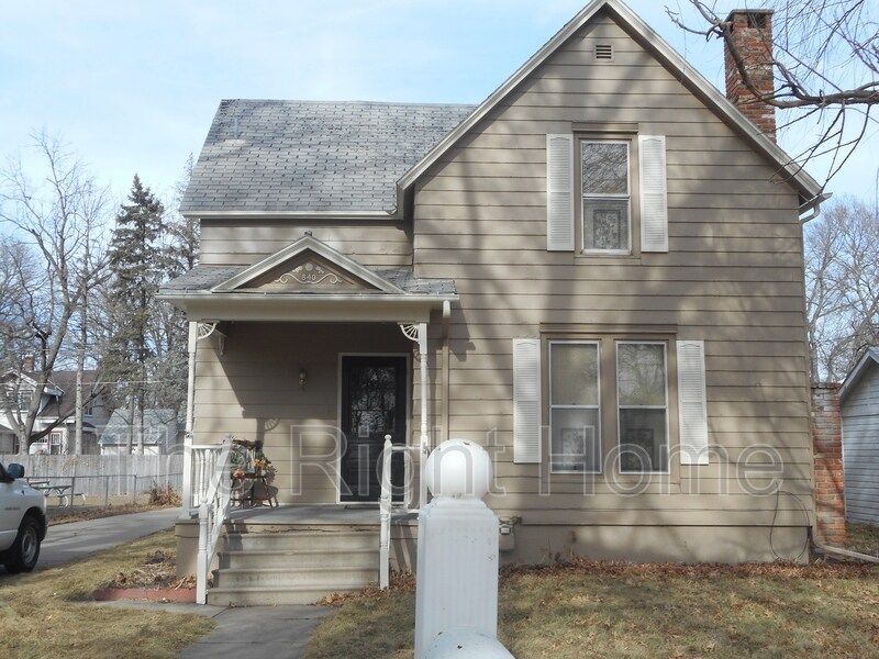 Foto principal - 840 E 6th St
