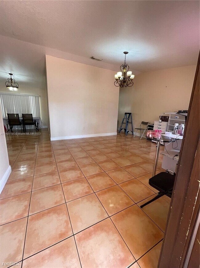 Foto del edificio - 3 br, 2 bath House - 17993 SW 152nd Pl