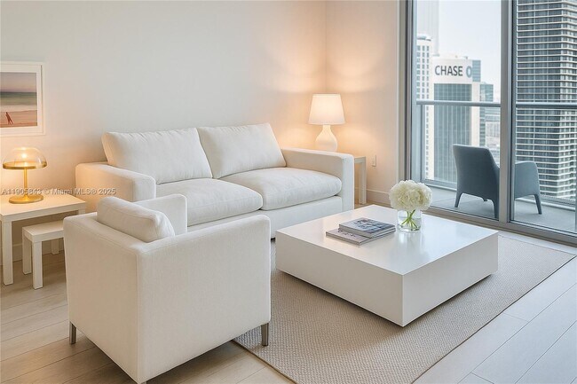 Building Photo - 1100 S Miami Ave