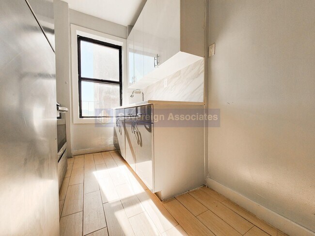 Building Photo - 518 West 204th Street