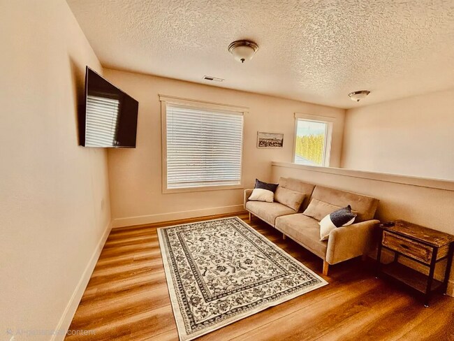 Foto del edificio - 6709 W Octave St