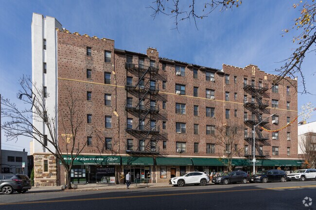Building Photo - 9732 3rd Ave