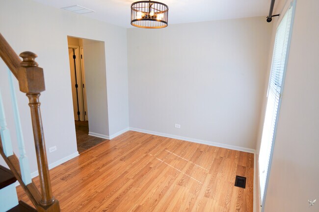 Foto del edificio - 1417 Queensgreen Cir