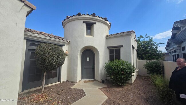 Building Photo - 4039 N Park St