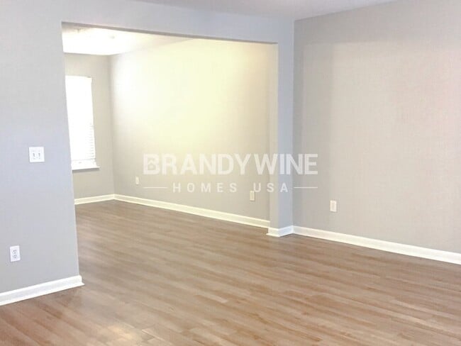 Building Photo - 168 Watercress Ct