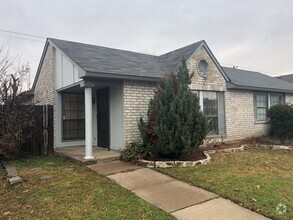 Building Photo - 6076 Dooley Dr