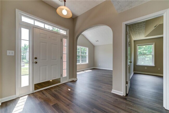 Building Photo - 1670 Berrywood Way