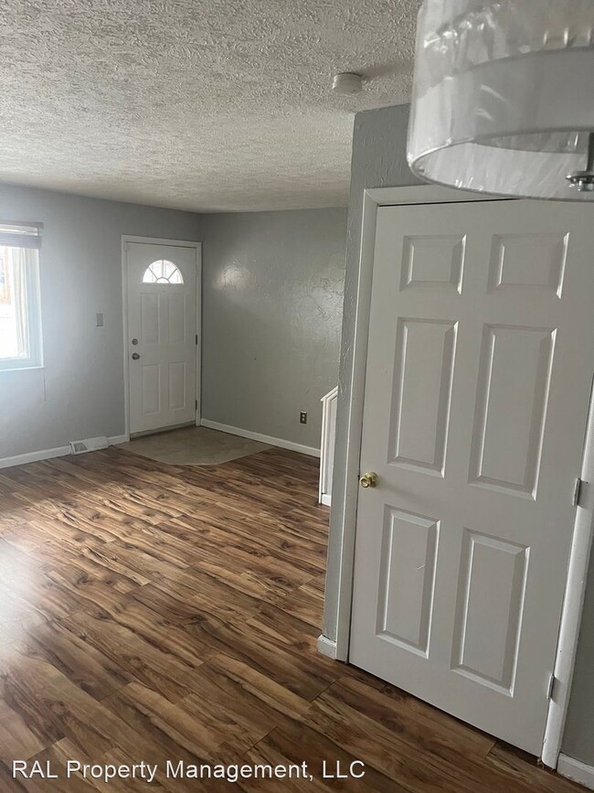 Building Photo - 2 br, 2 bath House - 23673 Banbury Cir 9