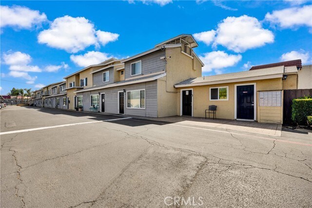 Foto del edificio - 980 E Mission Ave