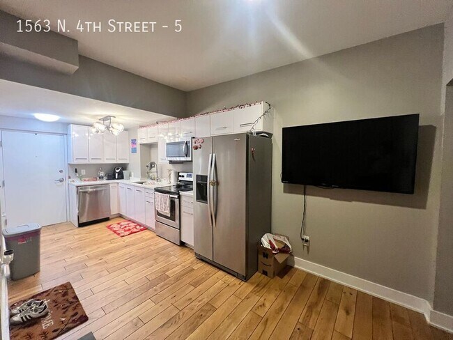 Foto del edificio - 1563 N 4th St