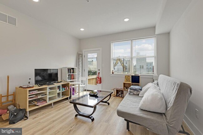 Foto del edificio - 2531 N Mascher St