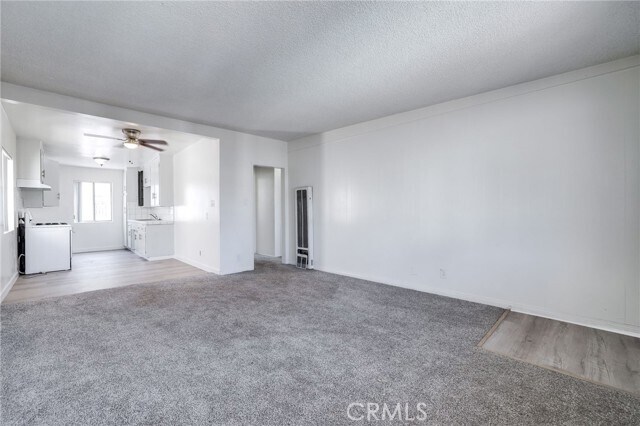 Foto del edificio - 3430 Elm Ave