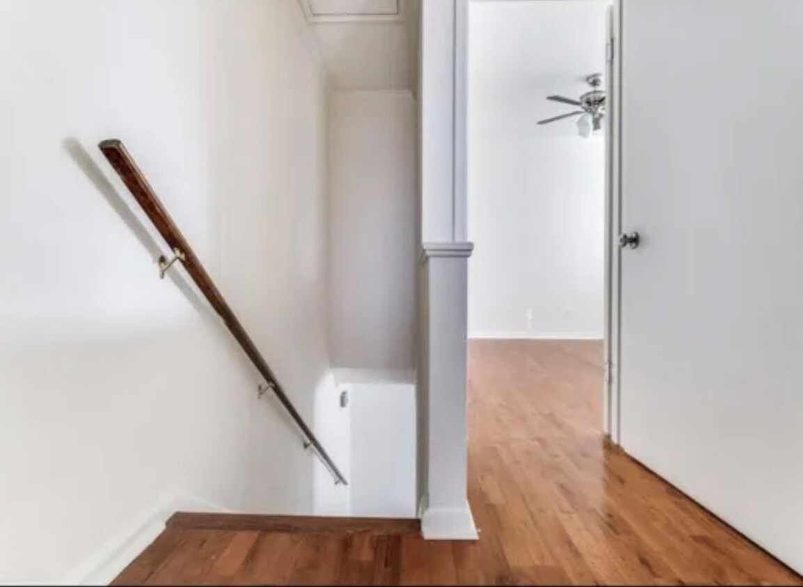 Foto del edificio - 4704 Abbott Ave
