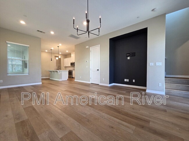 Foto del edificio - 133 Fischbacher St