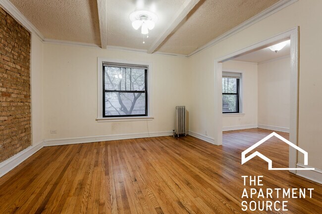 Foto del edificio - 936 W Oakdale Ave