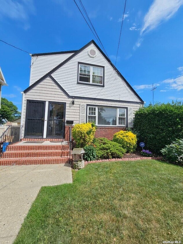 Foto principal - 145-49 222nd St