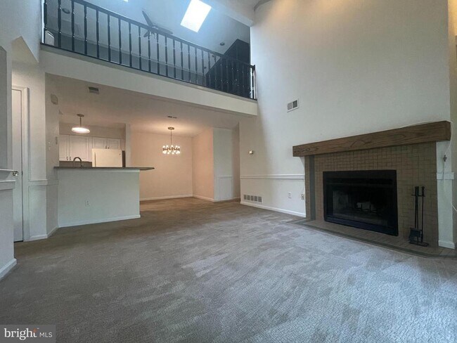 Foto del edificio - 912 Foxmeadow Dr