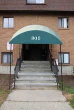 Building Photo - 800 County St
