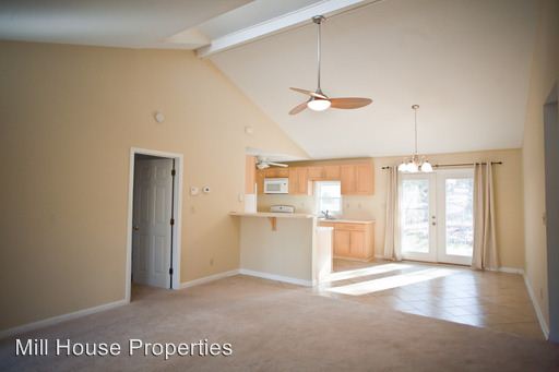 Primary Photo - 261 Culbreth Rd